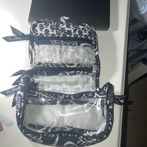 vera bradley small hanging cosmetic case